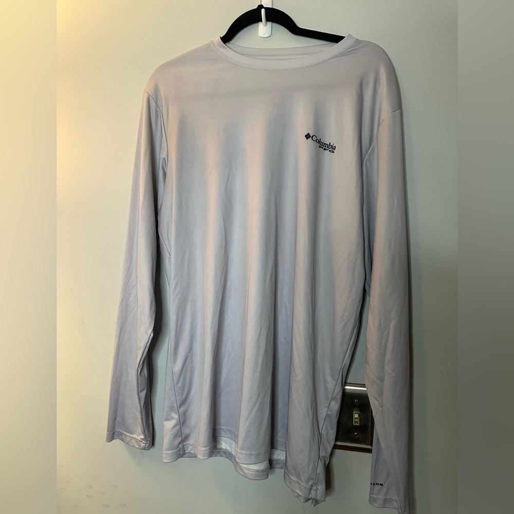Columbia Gray Long Sleeve Tee Soft Lightweight Design
